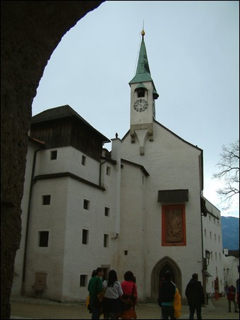 schloss.jpg