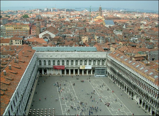 piazza.jpg