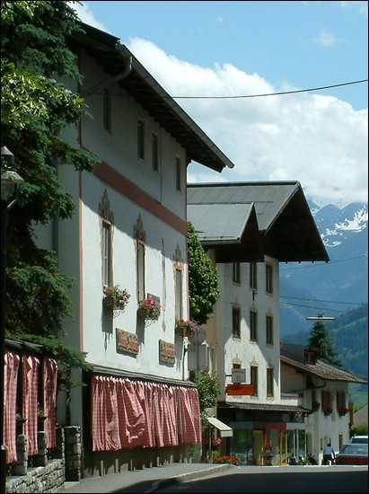 strasse.jpg